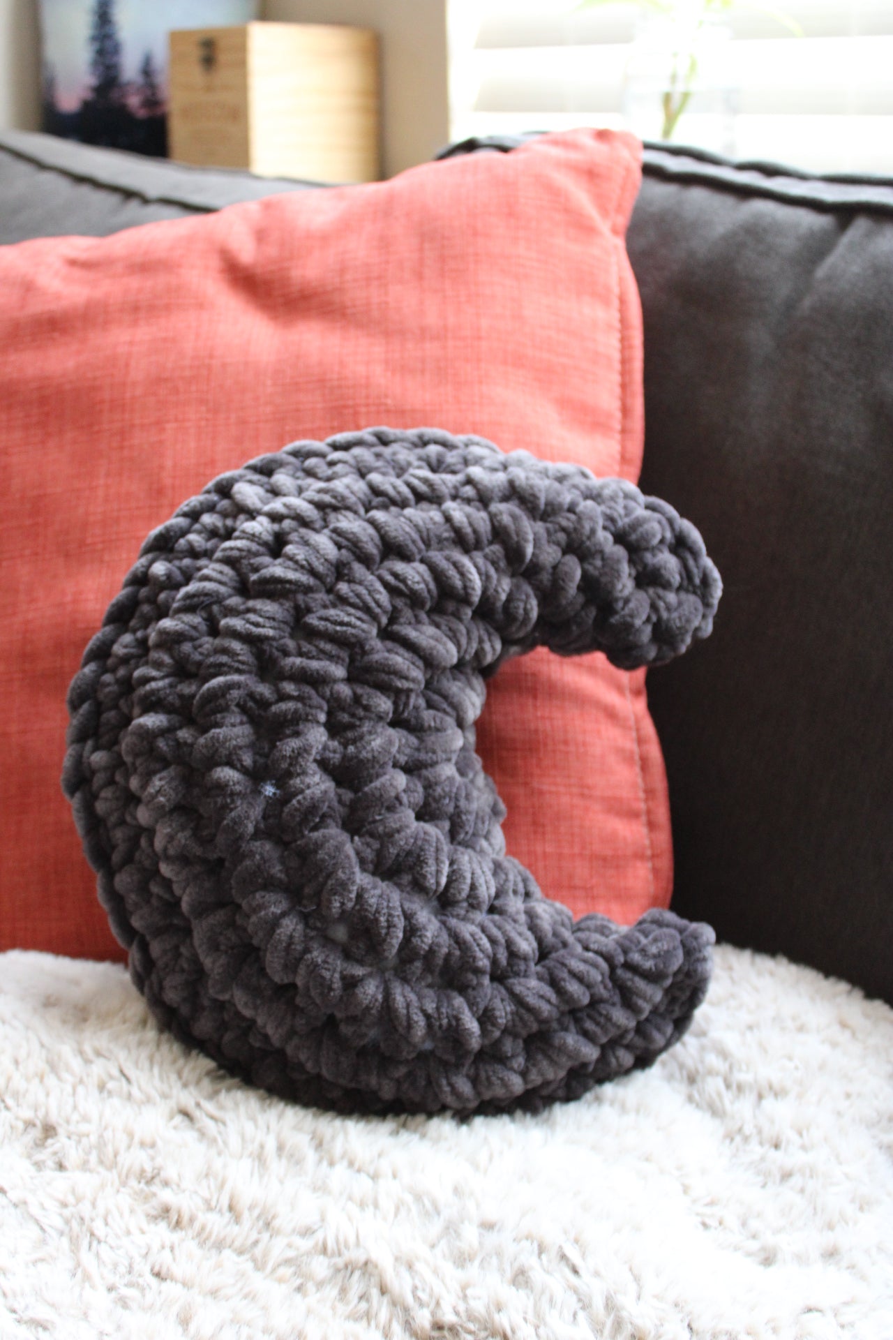 Crochet Neck Pillow 